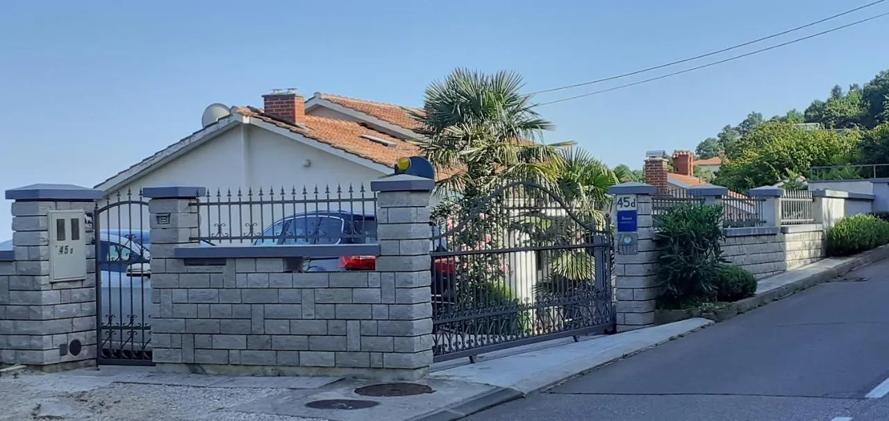 Villa Suzy-Apartments Suzana Lovran Apartment