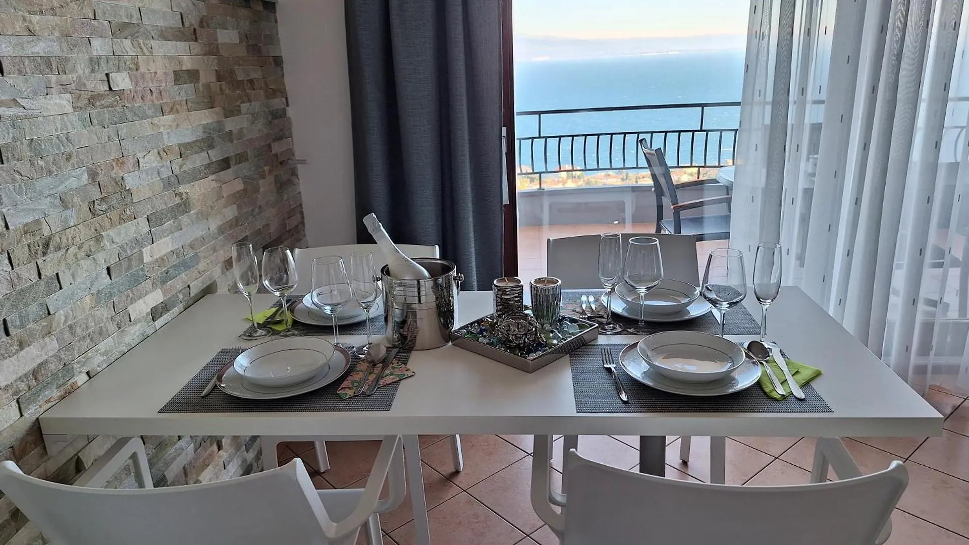 Villa Suzy-Apartments Suzana Lovran